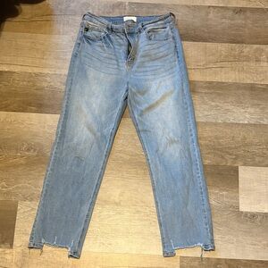 Kancan size 11/29 high rise straight leg jeans, worn once, super stretchy!